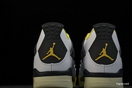 Hyperoad Air “VividSulfur” WMNS Jordan 4 0831